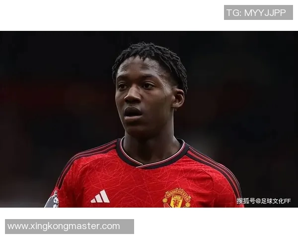 梅努趣味问答揭晓曼联传奇7号之争及最爱黑色球衣的秘密