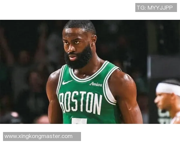 杰伦布朗直言强队比赛遭偏哨判罚不公引发热议 杰伦布朗直言强队比赛遭偏哨判罚不公引发热议