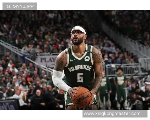 神射手AJ格林三分球全中展现超强实力助球队赢得胜利